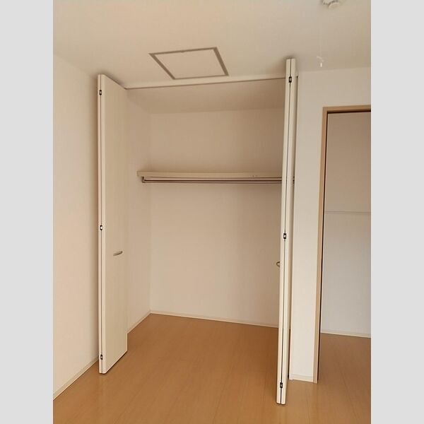 収納 (クローゼット)
