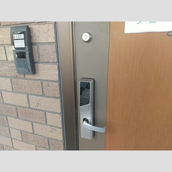 その他設備 (ICカードキー、TVインターホン)