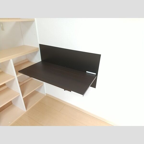 その他設備 (ワークデスク(折りたたみ式))