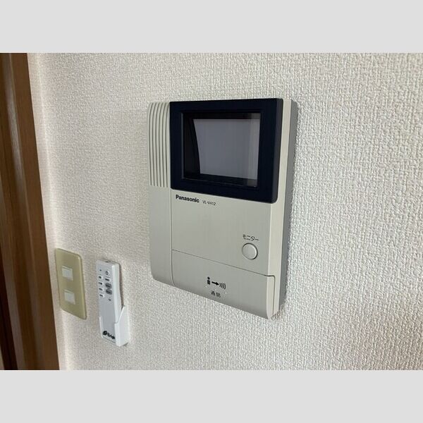 その他設備 (モニター付きインターホン)