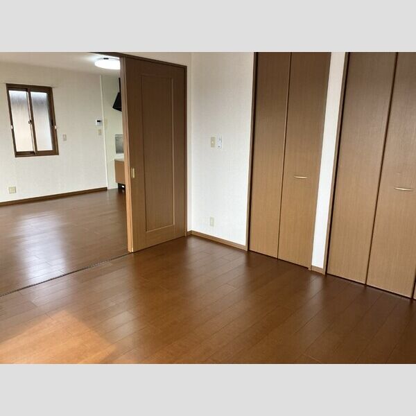 その他 (洋室)
