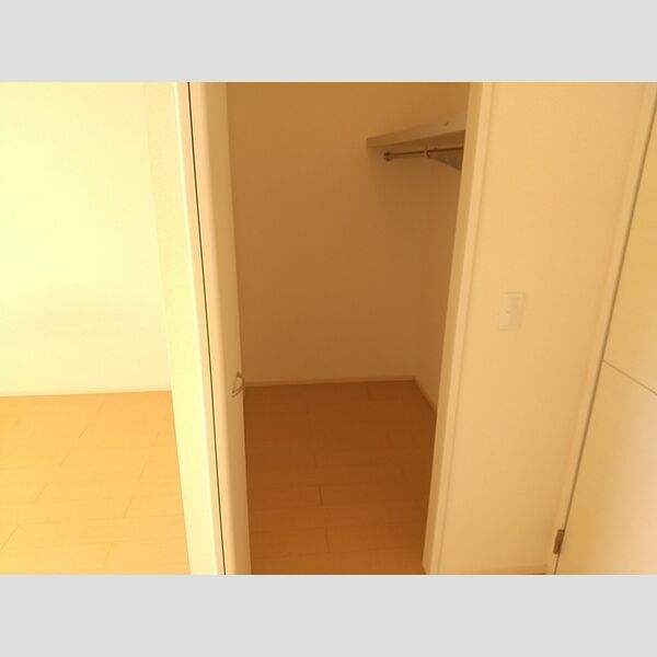 収納 (ウォークインクローゼット)