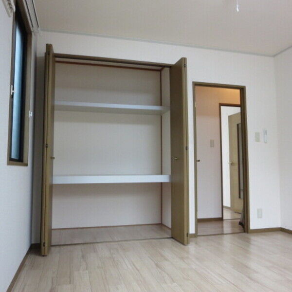 収納 (北洋間収納)