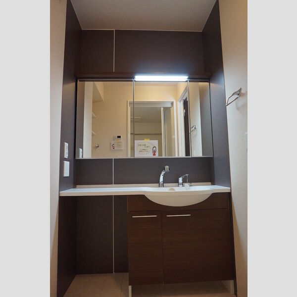 洗面所 (洗面所)