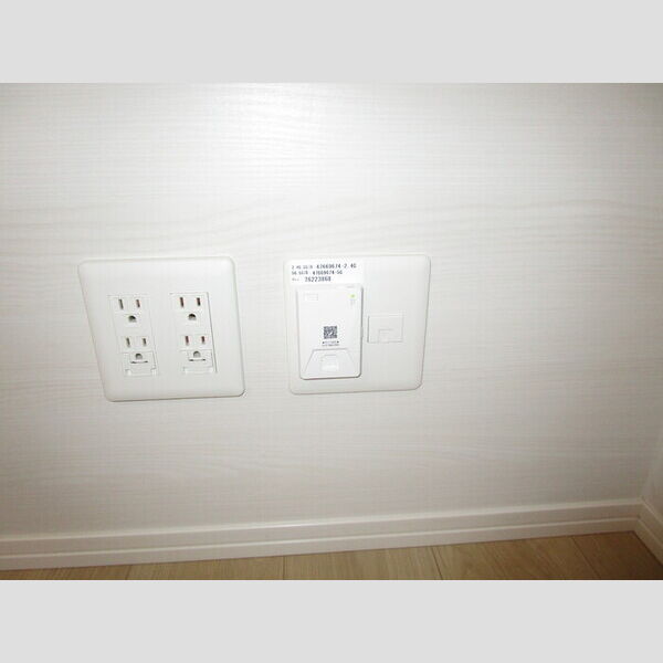 その他設備 (WiFiコンセント)