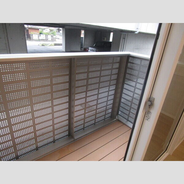 バルコニー・ベランダ (バルコニー)