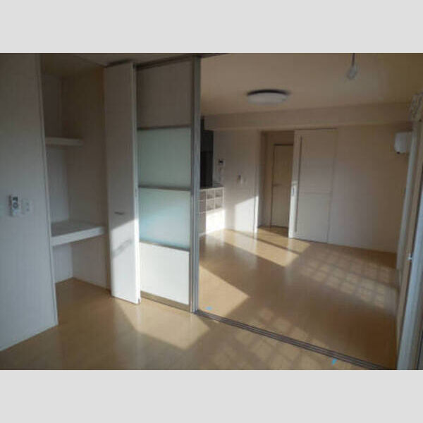 居室・リビング (LDK+洋室)