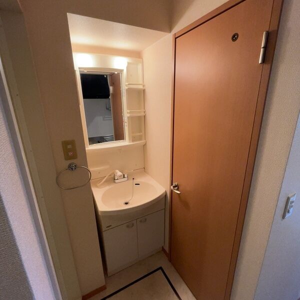 洗面所 (洗面台)