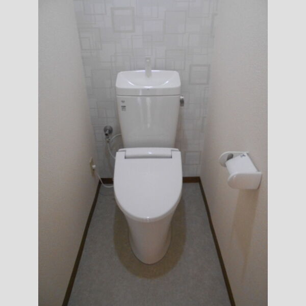 トイレ (トイレ)