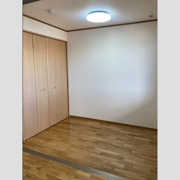 その他 (洋室)