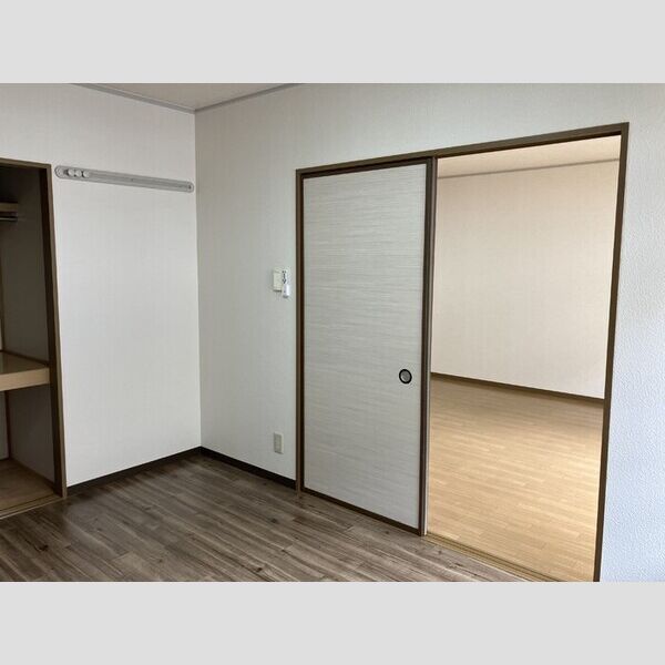 その他 (洋室(南西))