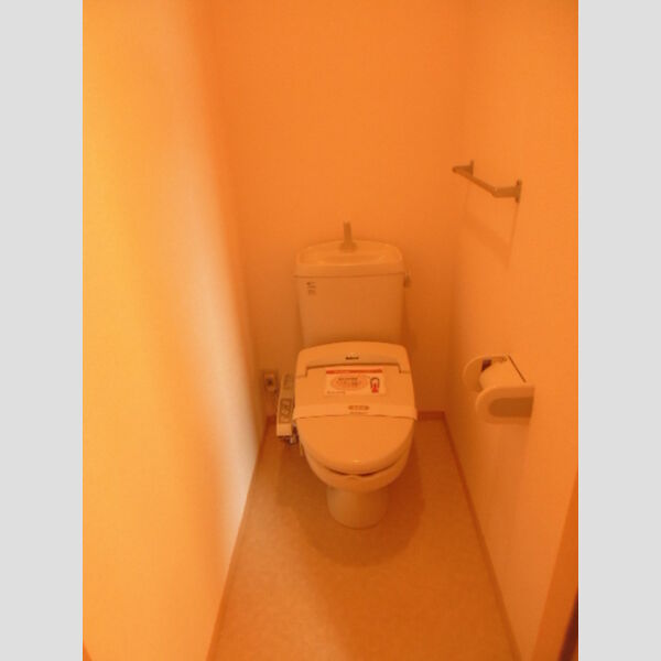 トイレ (トイレ)