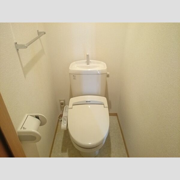 トイレ (トイレ)