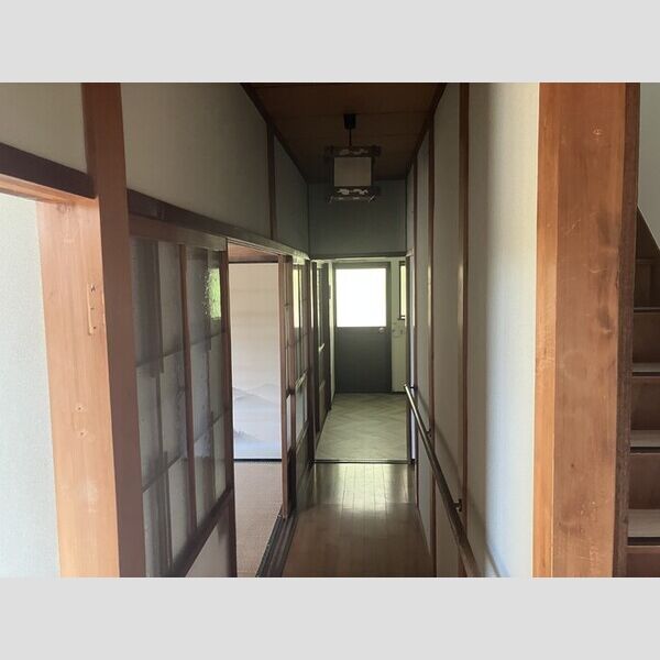 その他 (廊下(1階))