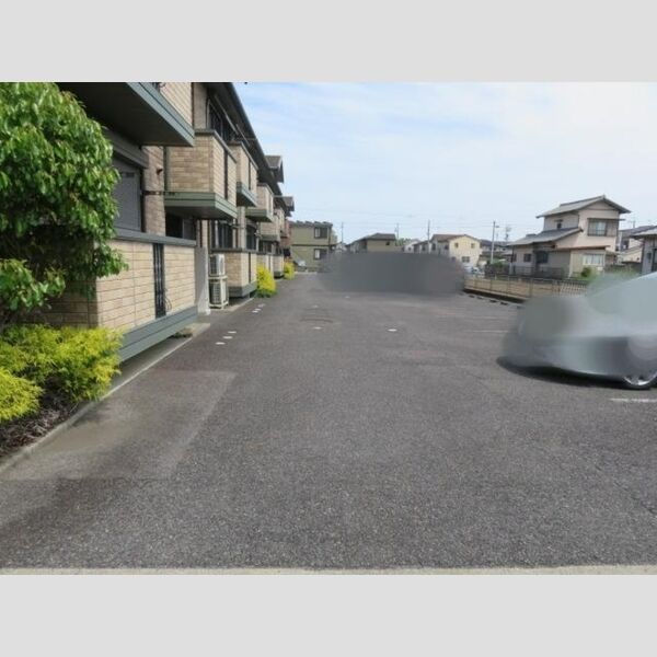 駐車場 (駐車場)