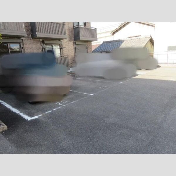 駐車場 (駐車場)