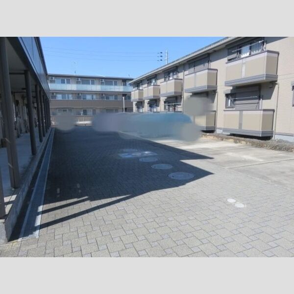 駐車場 (駐車場)