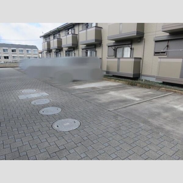 駐車場 (駐車場)