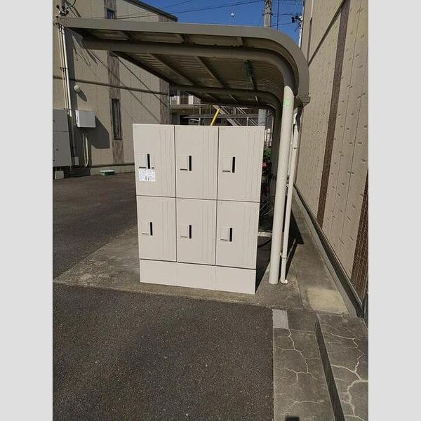 現地周辺 (宅配ボックス)