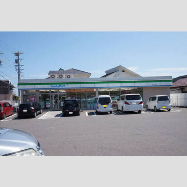 現地周辺 (FM久居中町店)