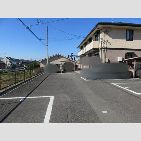 駐車場 (駐車場)