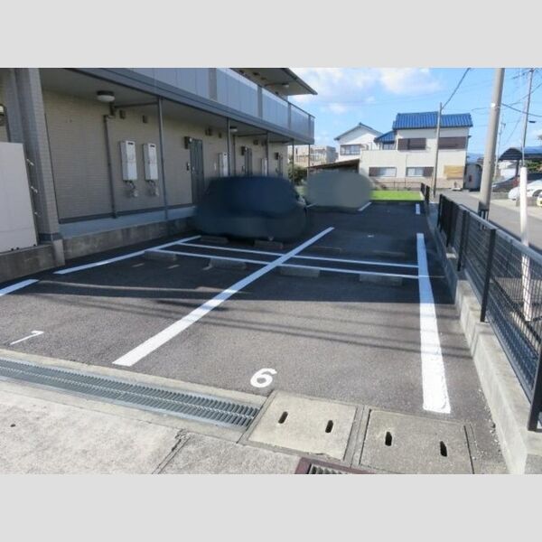 駐車場 (駐車場)