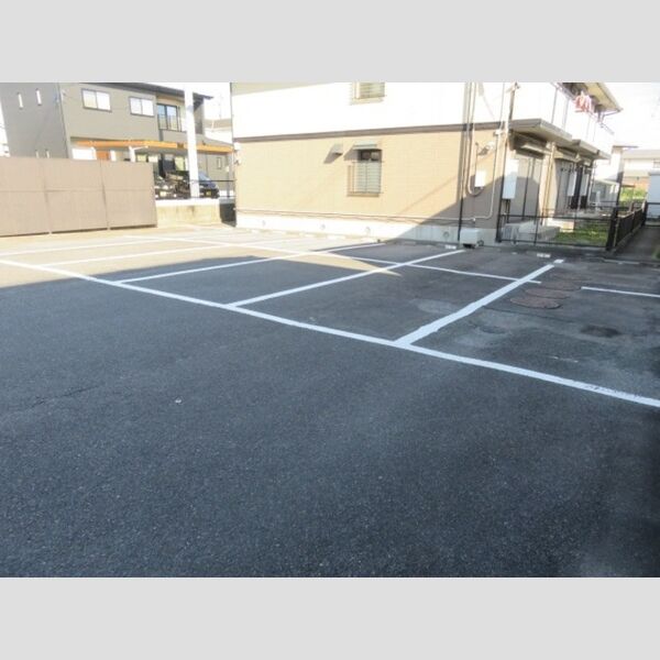 駐車場 (駐車場)