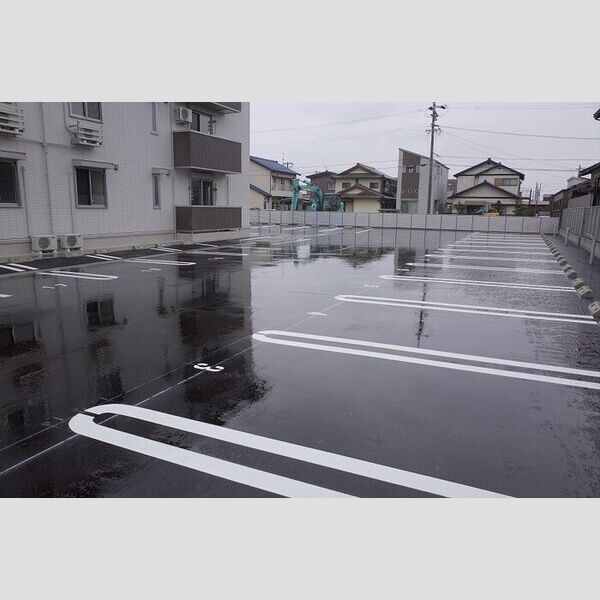 駐車場 (駐車場)