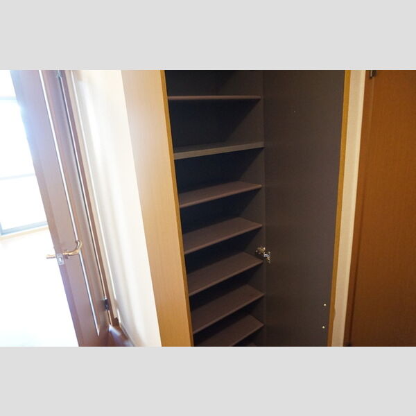 玄関 (Superior105　玄関収納)