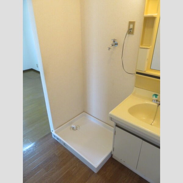 洗面所 (洗濯機置場)