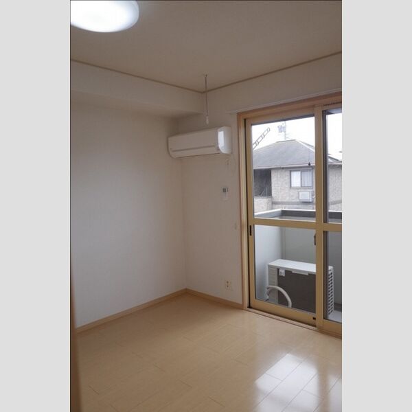 その他 (洋室6帖(南)