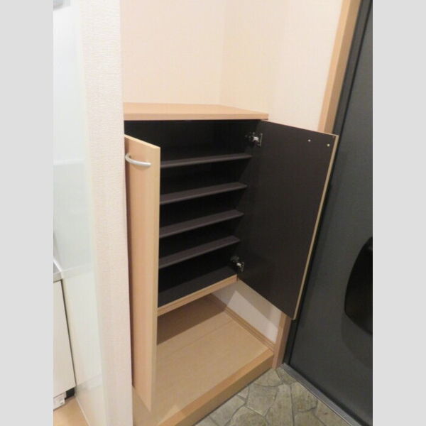 玄関 (シューズボックス)