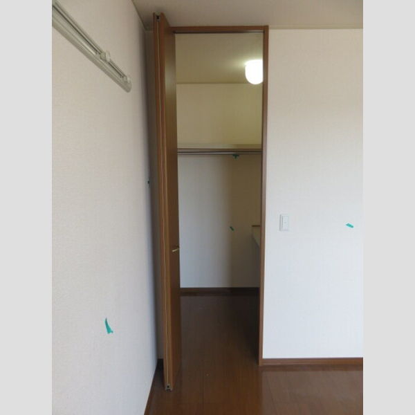 収納 (ウォークインクローゼット)