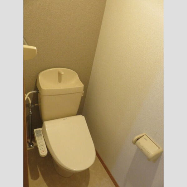 トイレ (トイレ)