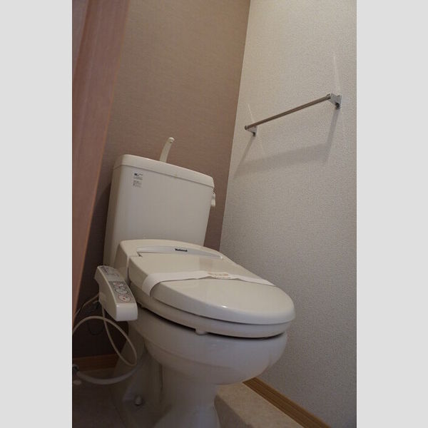 トイレ (温水洗浄暖房便座)