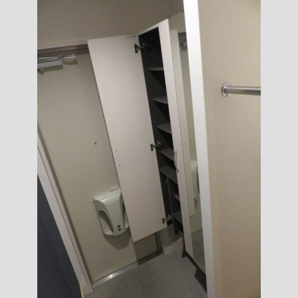 玄関 (シューズボックス)