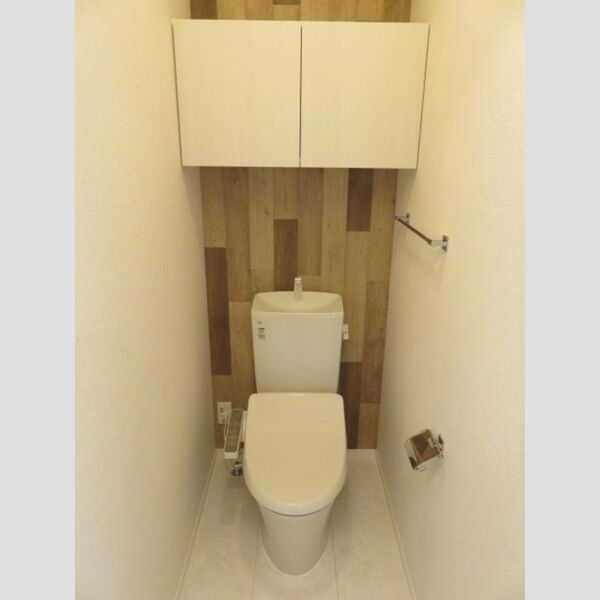 トイレ (温水洗浄暖房便座)