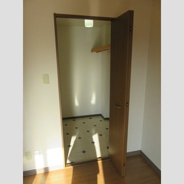 収納 (ウォークインクローゼット)