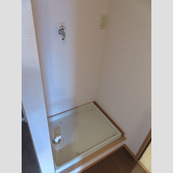 その他 (洗濯機置き場)