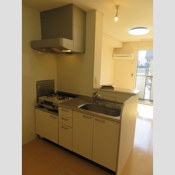 キッチン (キッチン)