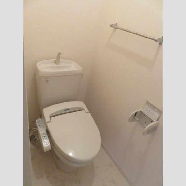 トイレ (洗浄便座)