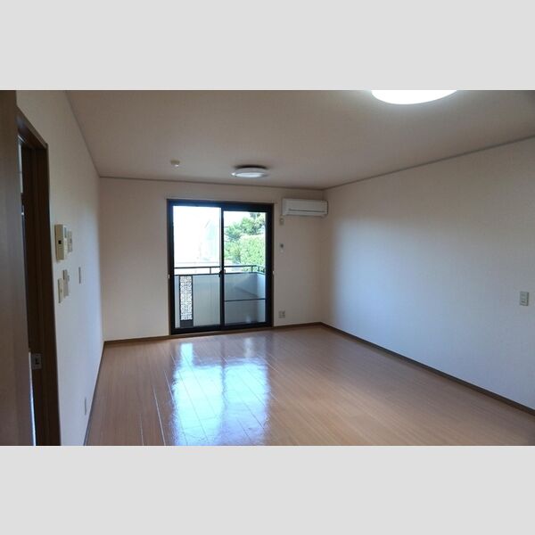 居室・リビング (LDK(ファミーユ21　C101))