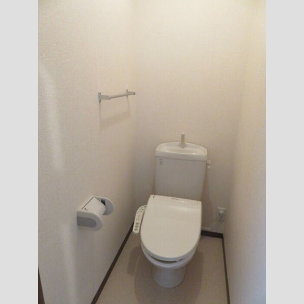 トイレ (トイレ)