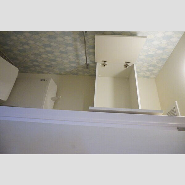 トイレ (トイレ収納)