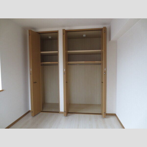 収納 (クローゼット)