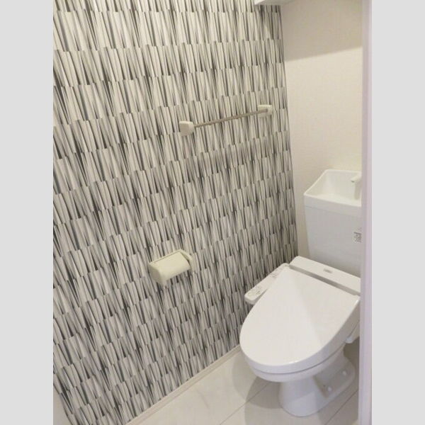 トイレ (トイレ)