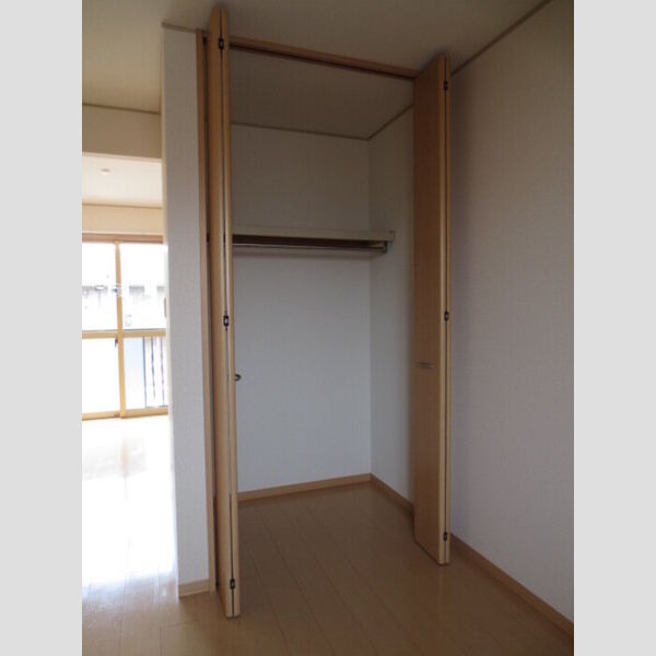 収納 (クローゼット)