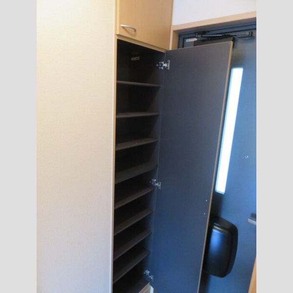 玄関 (シューズボックス)