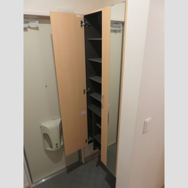 玄関 (シューズボックス)