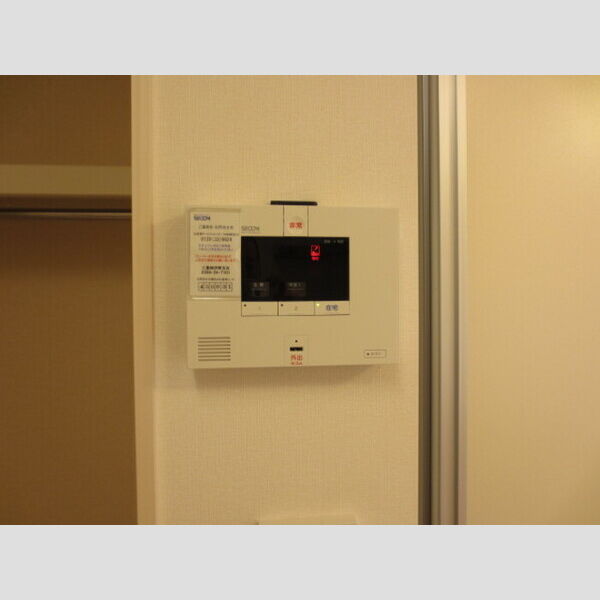 その他設備 (SECOMセキュリティーが付いています)